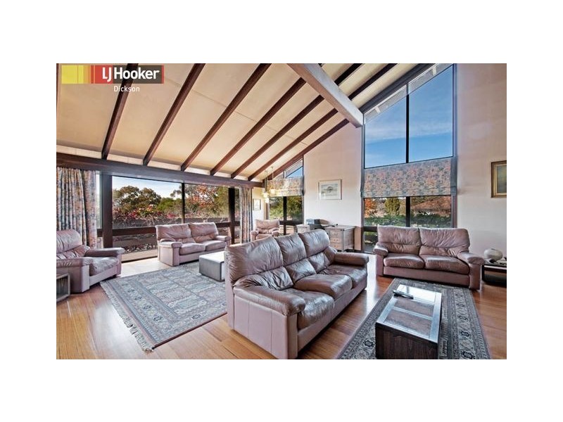 8 Nepean Place, Macquarie ACT 2614