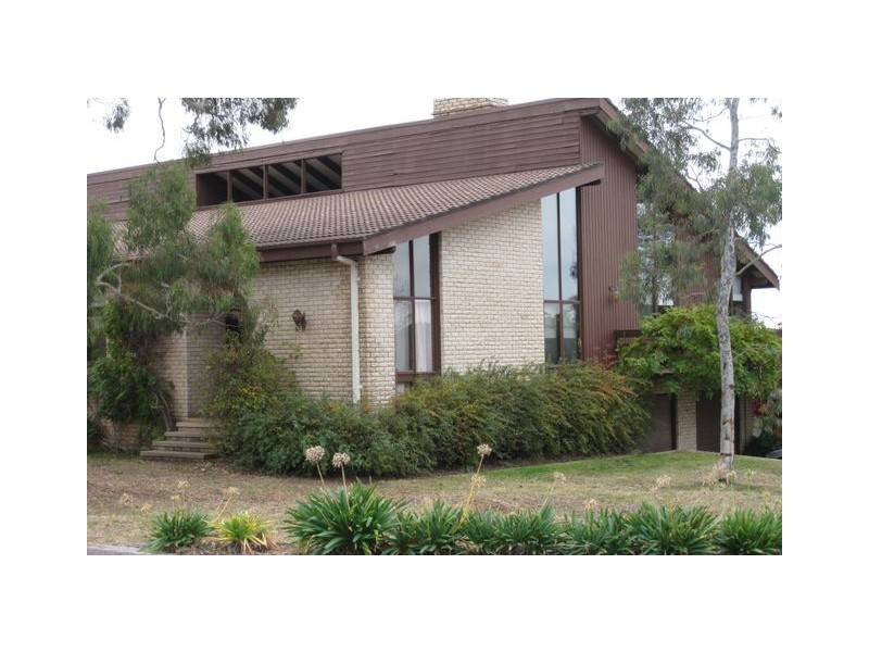 8 Nepean Place, Macquarie ACT 2614