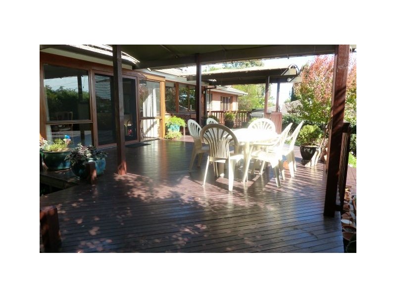 23 Dunlop Street, Hackett ACT 2602