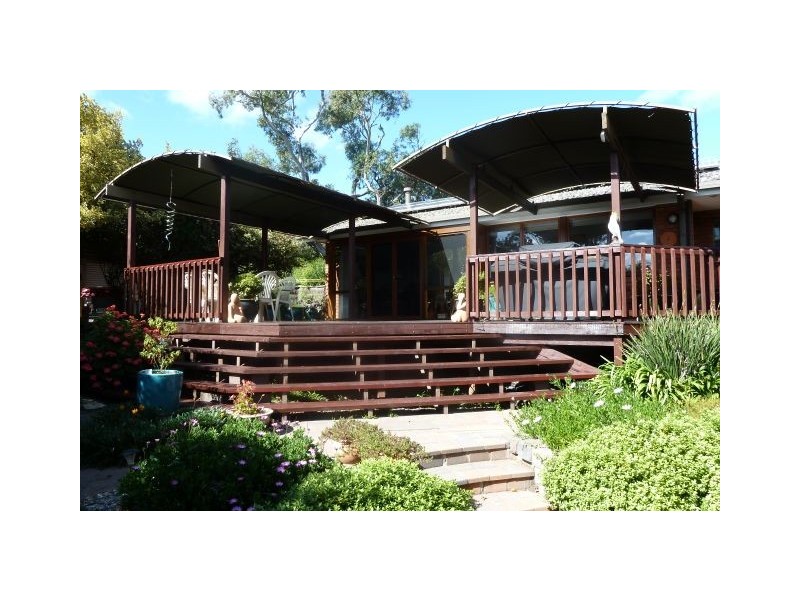 23 Dunlop Street, Hackett ACT 2602