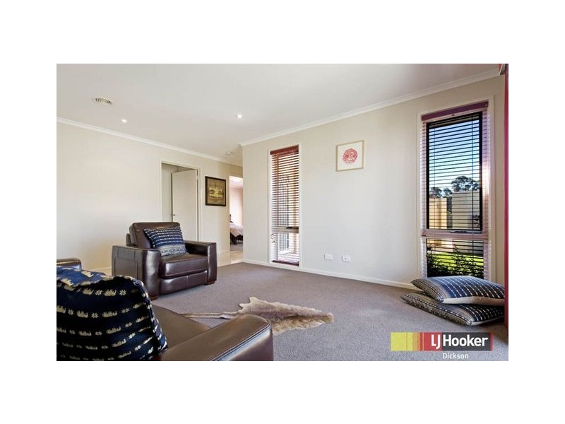 30 Bettie McNee Street, Watson ACT 2602