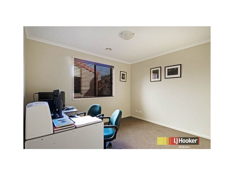 30 Bettie McNee Street, Watson ACT 2602