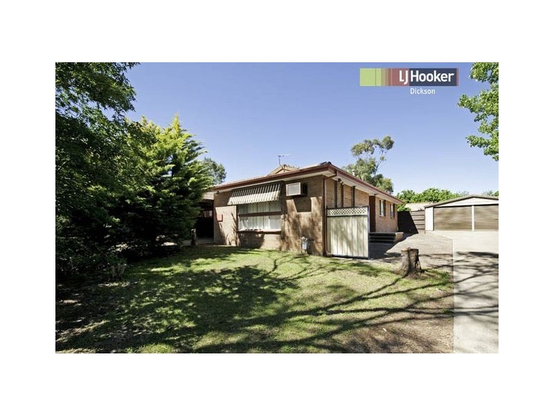 11 Saywell Place, Charnwood ACT 2615