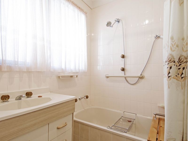 37 Booroondara Street, Reid ACT 2612