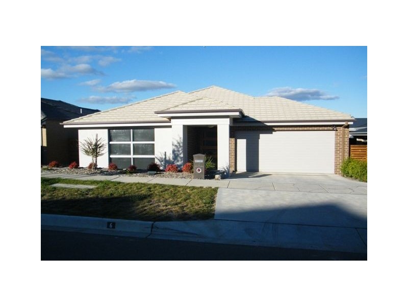6 Selleck Street, Casey ACT 2913