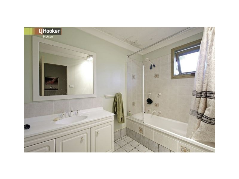 8 Mcgowan Place, Dickson ACT 2602