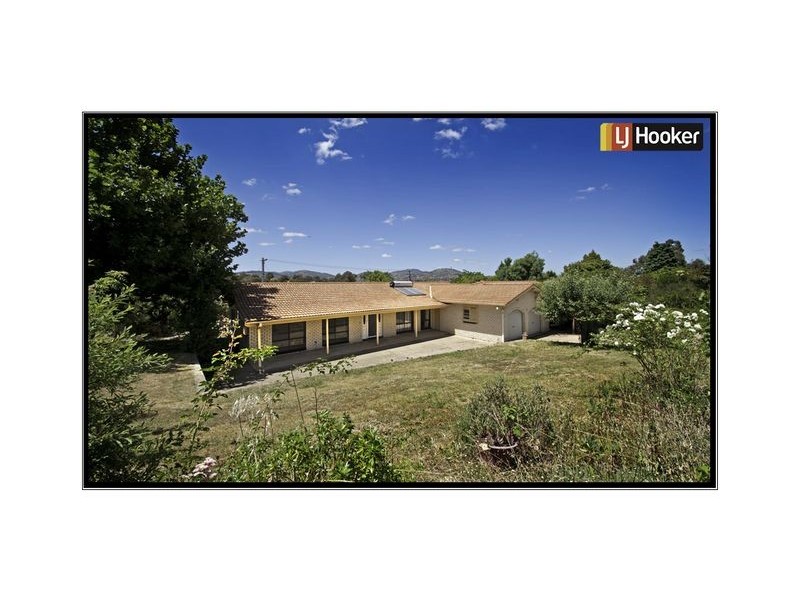 27 Clive Steele Avenue, Monash ACT 2904