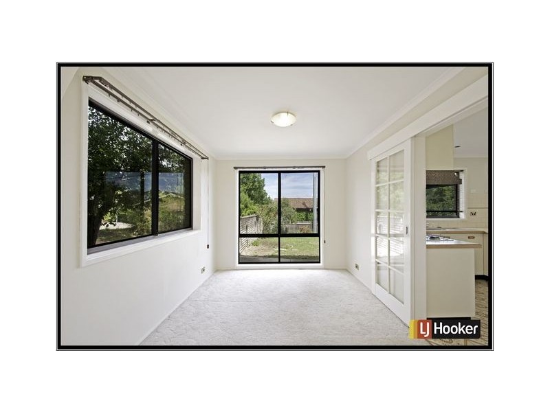 27 Clive Steele Avenue, Monash ACT 2904
