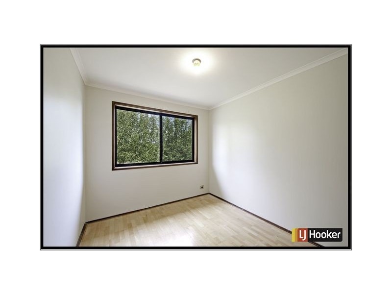 27 Clive Steele Avenue, Monash ACT 2904