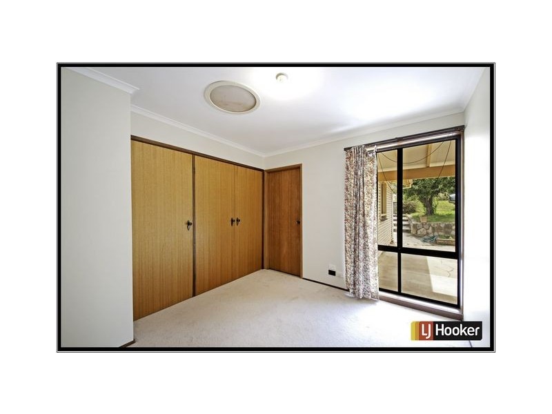 27 Clive Steele Avenue, Monash ACT 2904