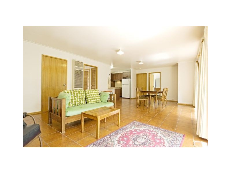 2/27 Arabana Street, Aranda ACT 2614