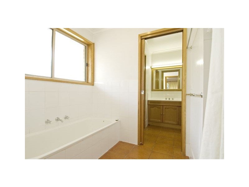 2/27 Arabana Street, Aranda ACT 2614