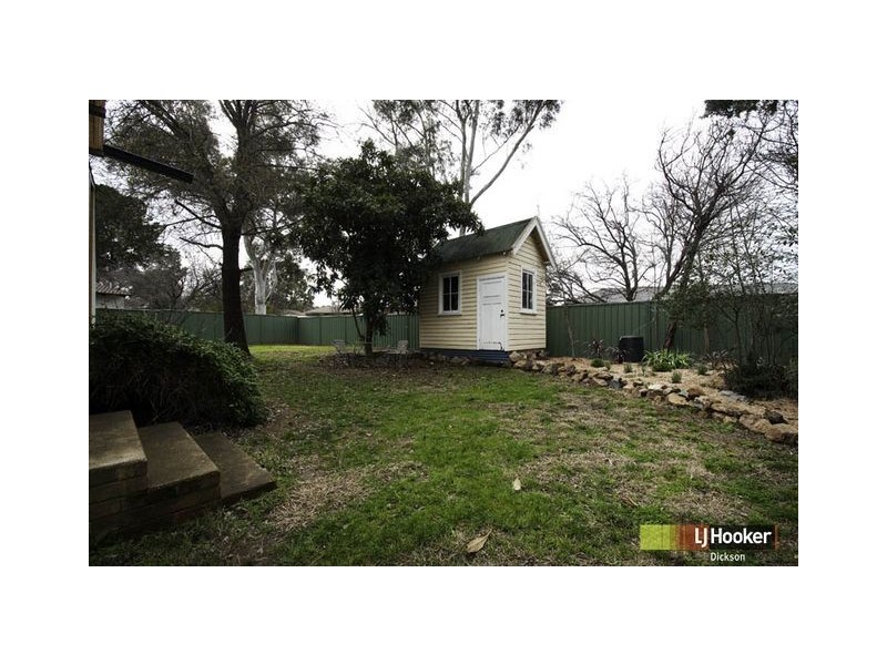 10 Geeves Court, Charnwood ACT 2615