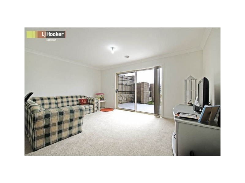 12/7 Loveday Crescent, Casey ACT 2913