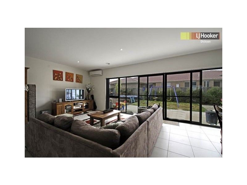 21 Nancy Cato Street, Franklin ACT 2913