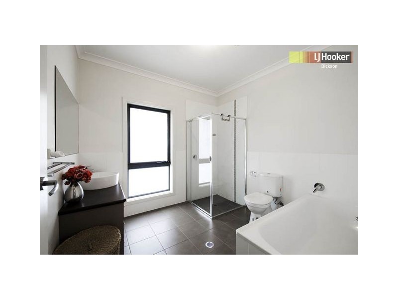 21 Nancy Cato Street, Franklin ACT 2913