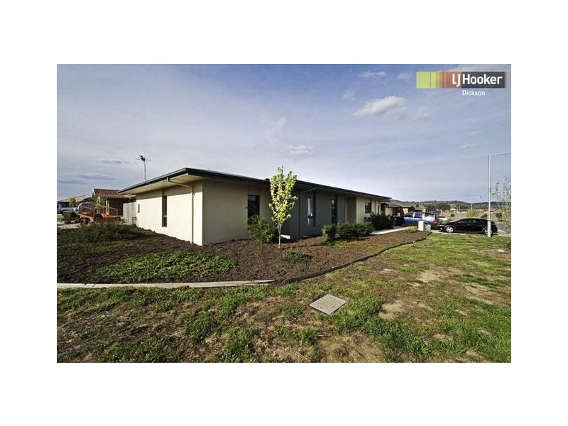 21 Nancy Cato Street, Franklin ACT 2913