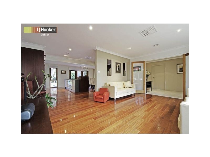 111 Madigan Street, Hackett ACT 2602