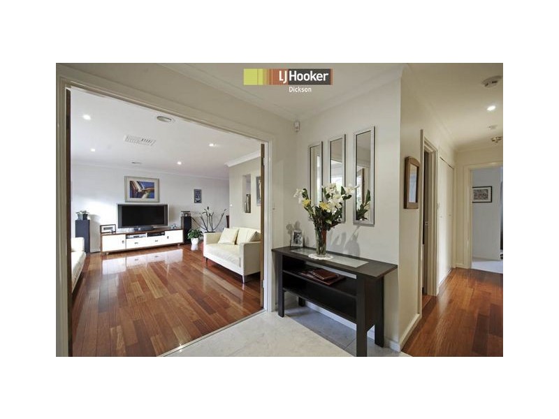 111 Madigan Street, Hackett ACT 2602
