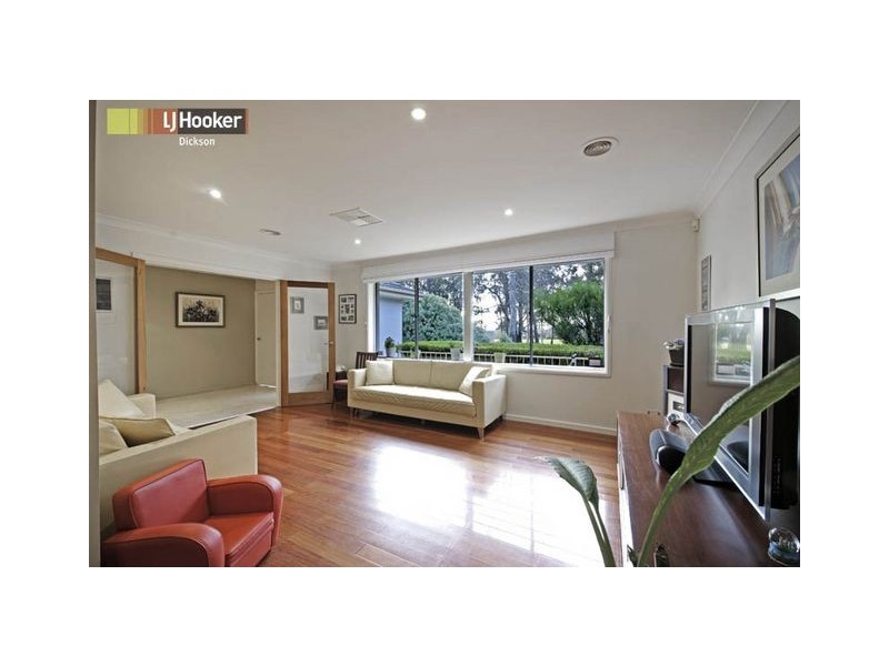 111 Madigan Street, Hackett ACT 2602