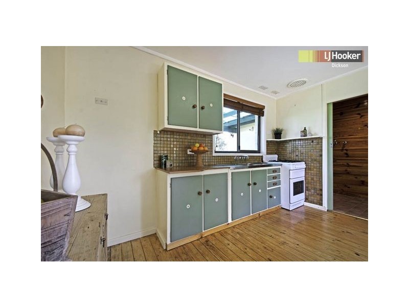 124 Irvine Street, Watson ACT 2602