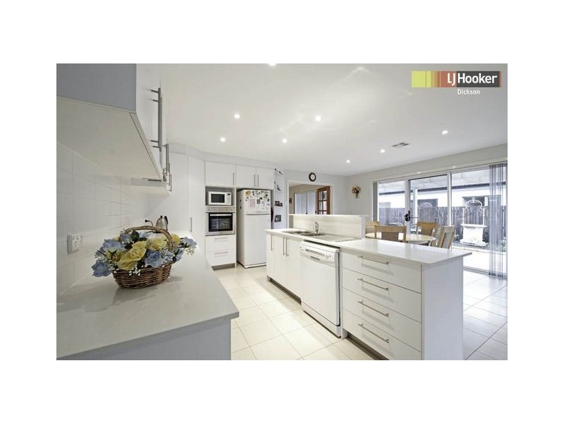 18 Clendinnen Street, Dunlop ACT 2615