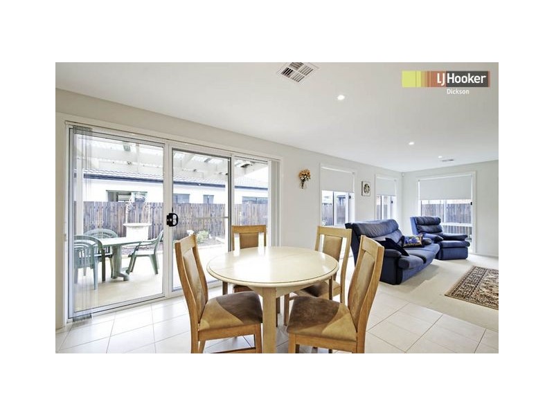 18 Clendinnen Street, Dunlop ACT 2615