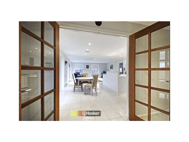18 Clendinnen Street, Dunlop ACT 2615