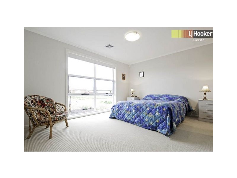 18 Clendinnen Street, Dunlop ACT 2615