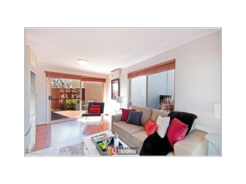 25/17 Fernyhough Crescent, Lyneham ACT 2602