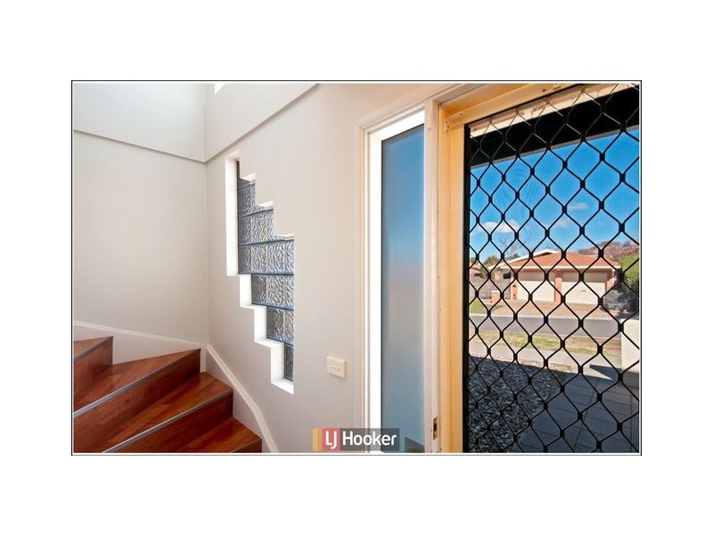 25/17 Fernyhough Crescent, Lyneham ACT 2602