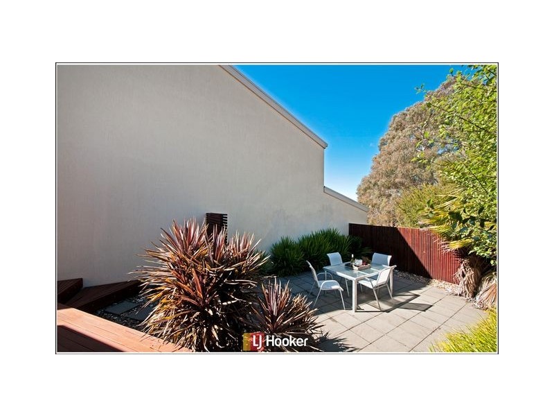 25/17 Fernyhough Crescent, Lyneham ACT 2602