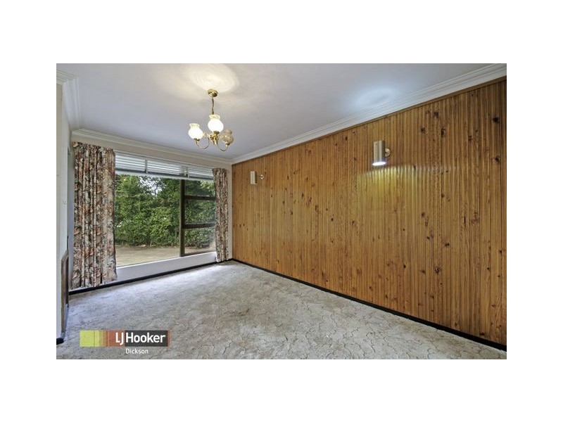 9 Becker Place, Downer ACT 2602