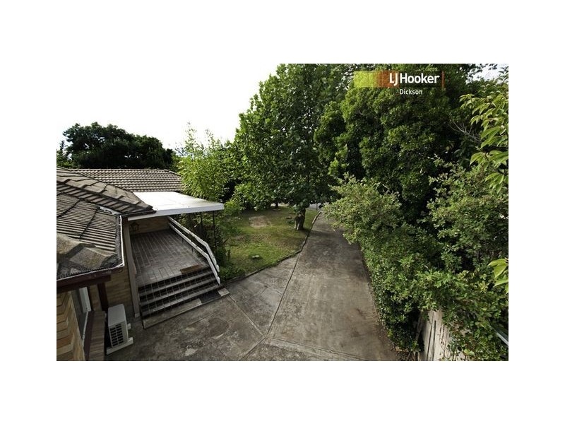 9 Becker Place, Downer ACT 2602