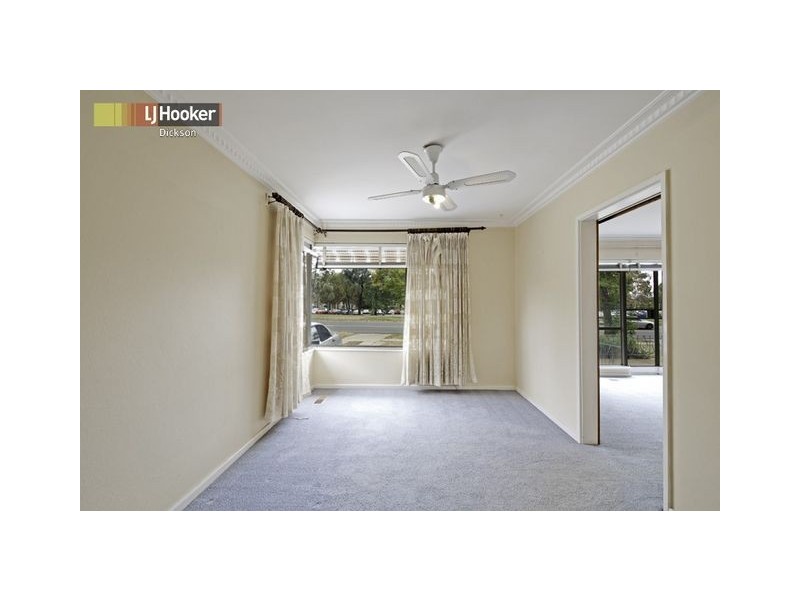 175 Phillip Avenue, Hackett ACT 2602