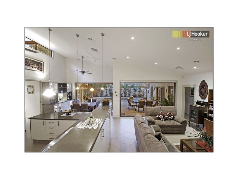 46 Dumaresq Street, Dickson ACT 2602