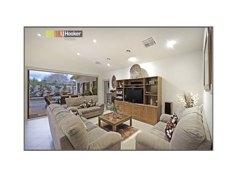 46 Dumaresq Street, Dickson ACT 2602