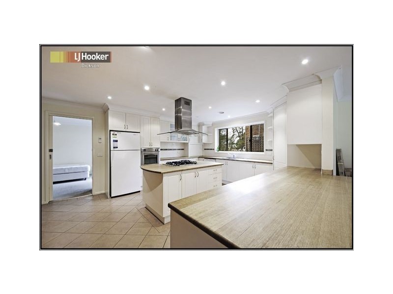 176 Captain Cook Crescent, Narrabundah ACT 2604