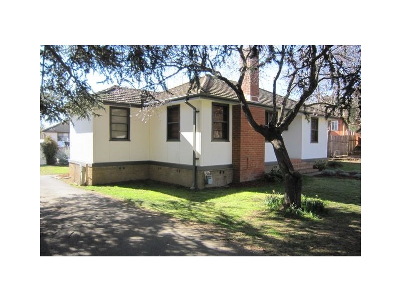 17 Piper Street, Ainslie ACT 2602