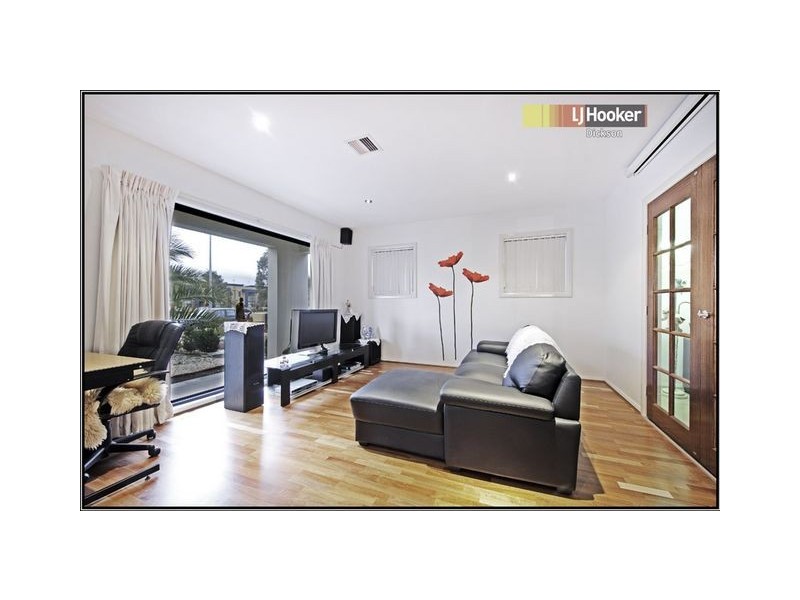 356 Anthony Rolfe Avenue, Harrison ACT 2914