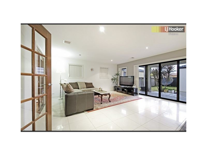 356 Anthony Rolfe Avenue, Harrison ACT 2914