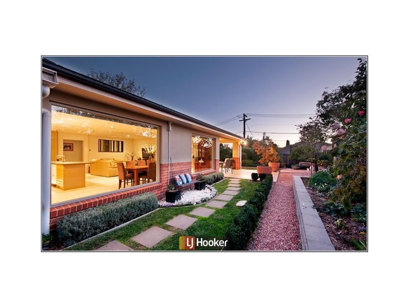 15 Howe Crescent, Ainslie ACT 2602