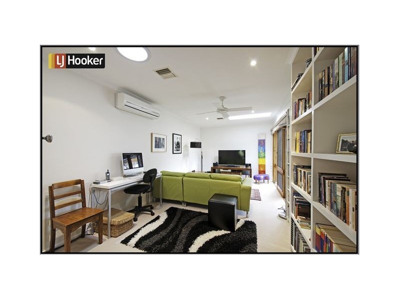 25 Glover Street, Lyneham ACT 2602