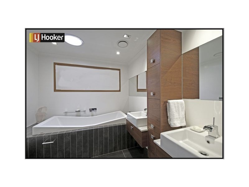 25 Glover Street, Lyneham ACT 2602