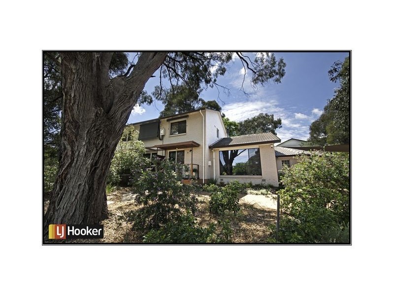 1 Madigan Street, Hackett ACT 2602