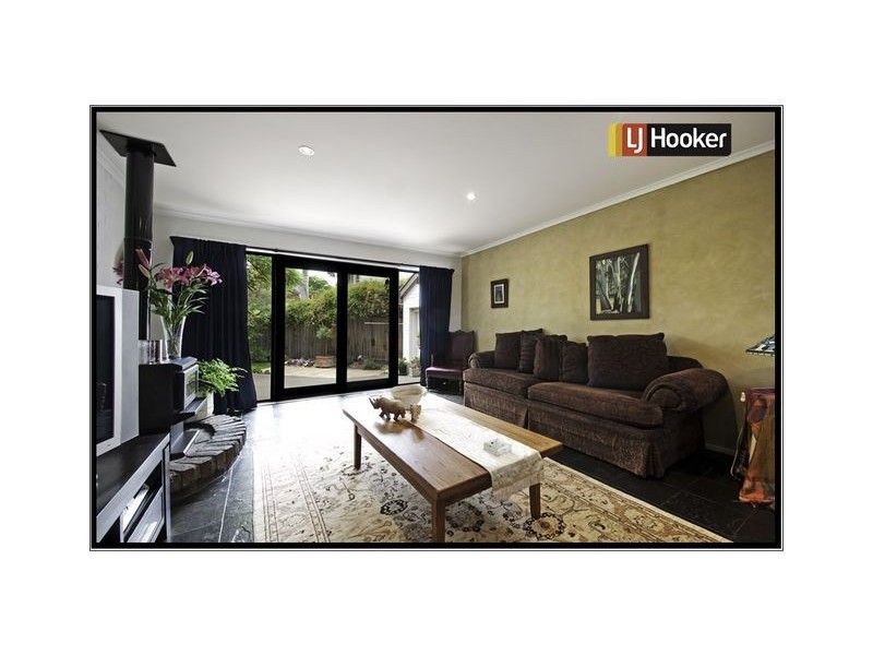 1 Madigan Street, Hackett ACT 2602