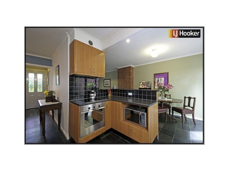 1 Madigan Street, Hackett ACT 2602