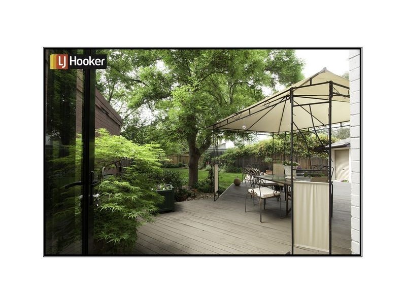 1 Madigan Street, Hackett ACT 2602