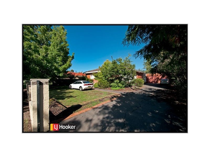 5 Majura Avenue, Dickson ACT 2602