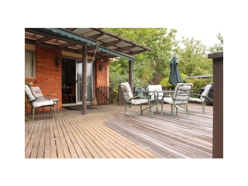 102 Cowper Street, Dickson ACT 2602
